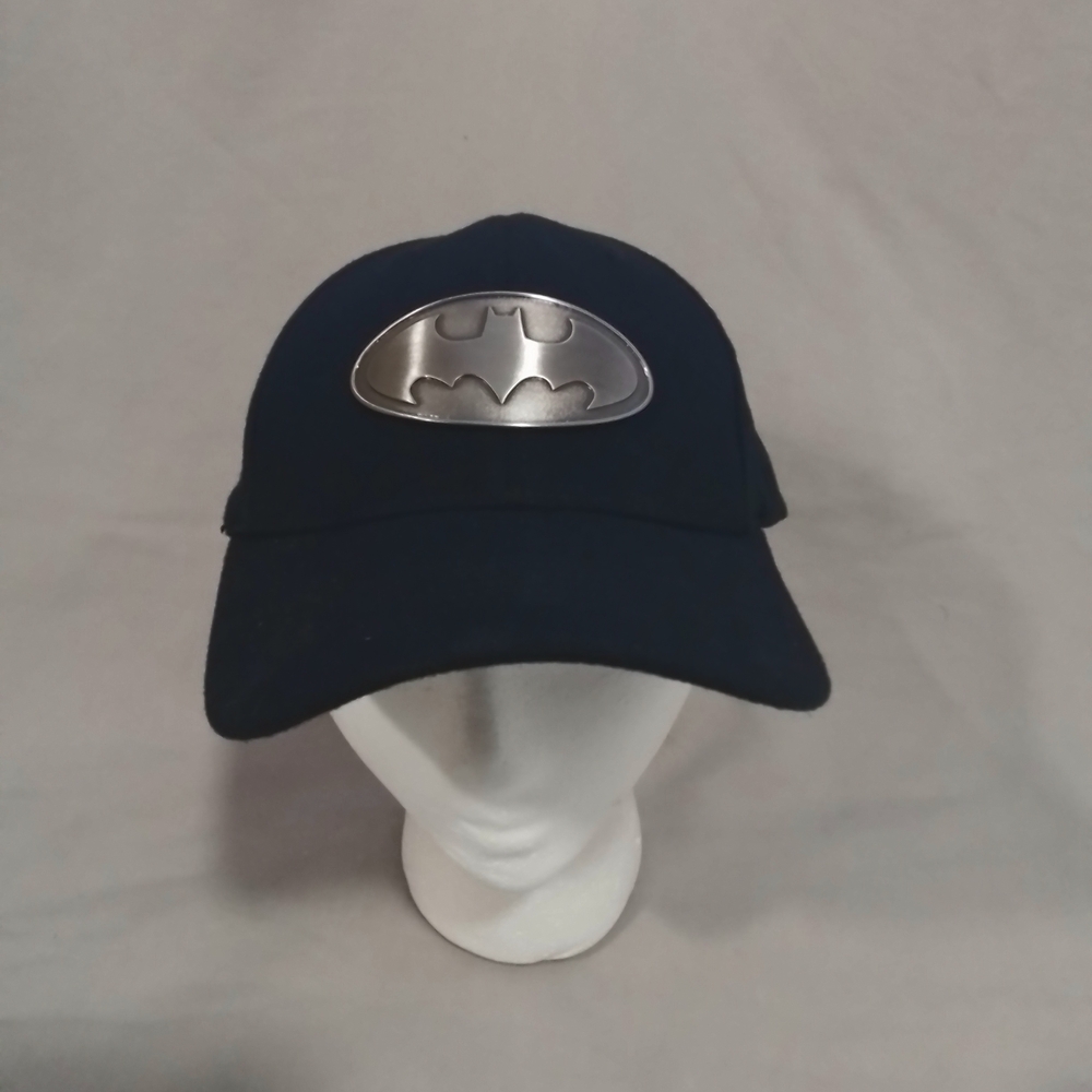 Men's DC Comics Batman Fitted Cap - S-M - Black - Metal Batmam Medallion